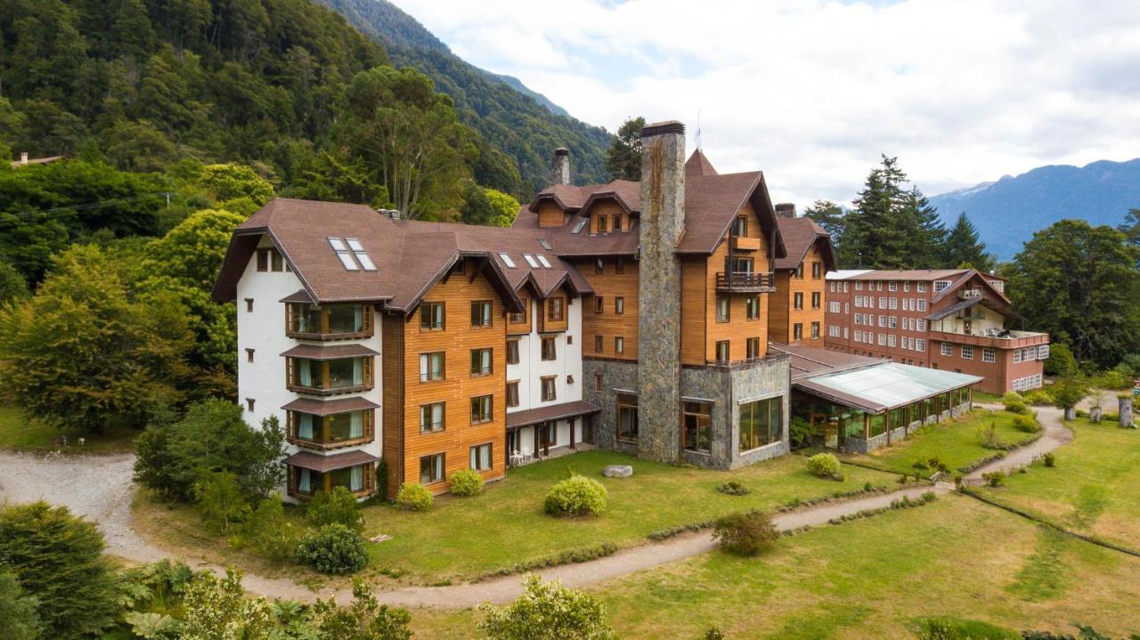 Hotel Natura Peulla Exterior photo